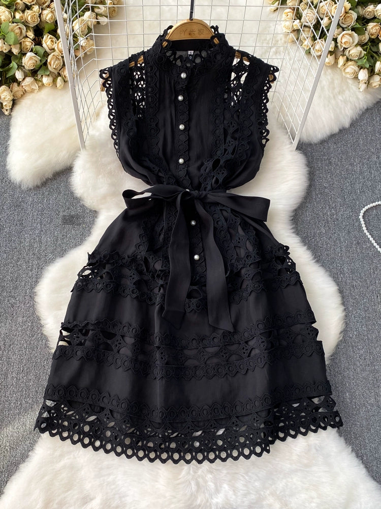 Summer 2024 French Style Vintage Court Style Elegant Stand-up Collar Cinched Slim Looking Sleeveless A- line Cut Out Embroider Dress