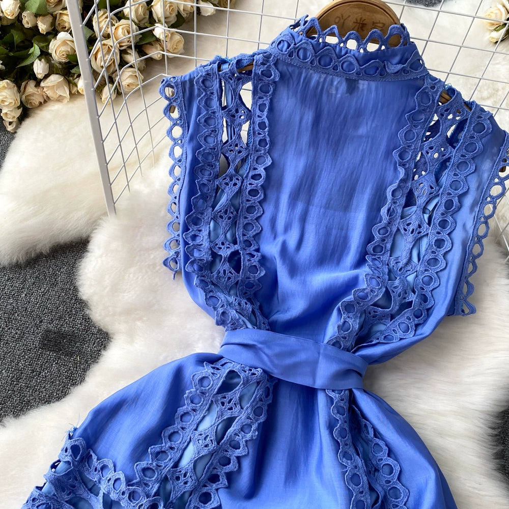 Summer 2024 French Style Vintage Court Style Elegant Stand-up Collar Cinched Slim Looking Sleeveless A- line Cut Out Embroider Dress