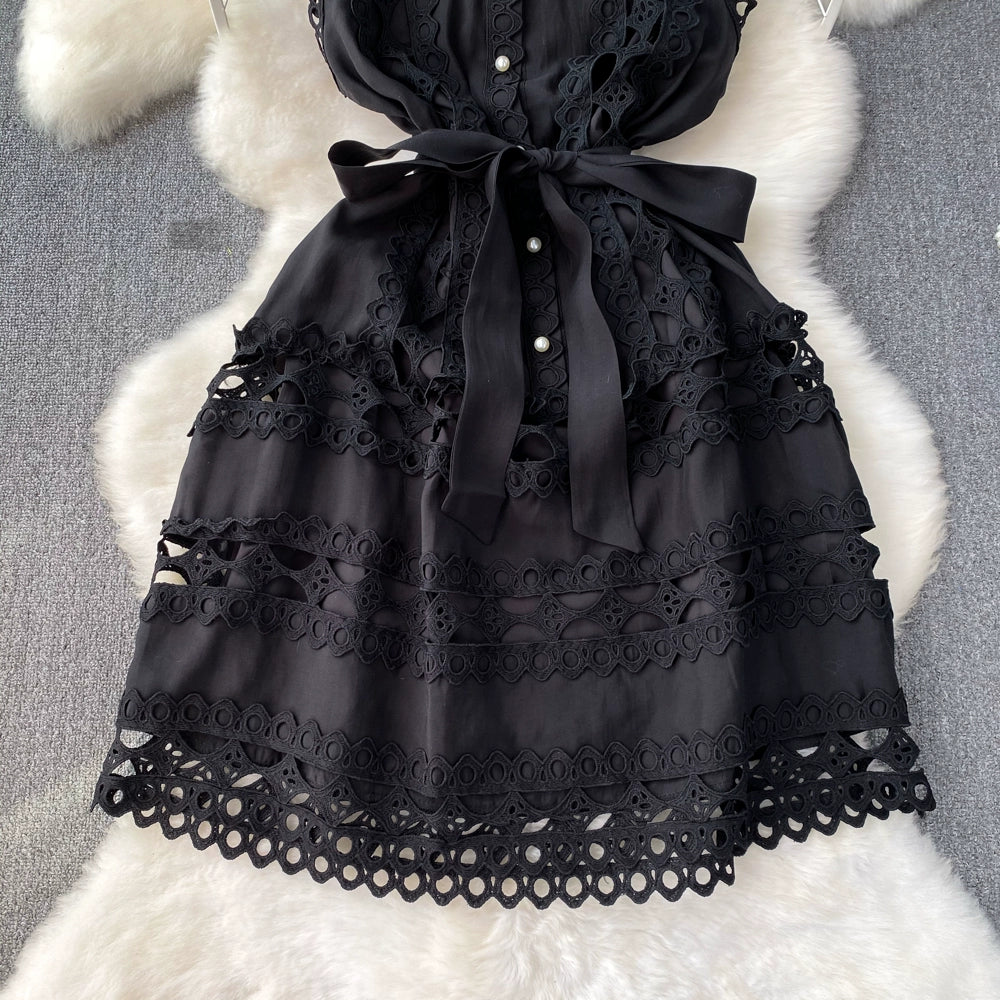 Summer 2024 French Style Vintage Court Style Elegant Stand-up Collar Cinched Slim Looking Sleeveless A- line Cut Out Embroider Dress