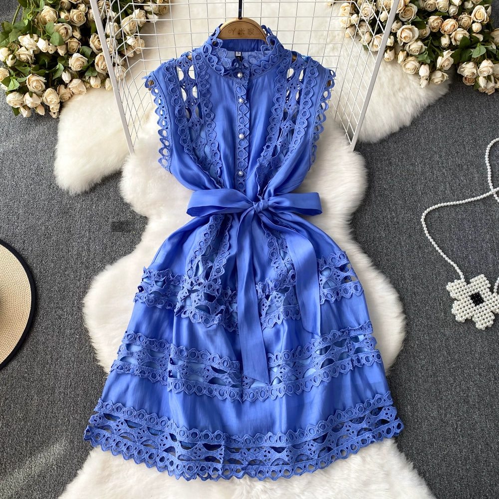 Summer 2024 French Style Vintage Court Style Elegant Stand-up Collar Cinched Slim Looking Sleeveless A- line Cut Out Embroider Dress