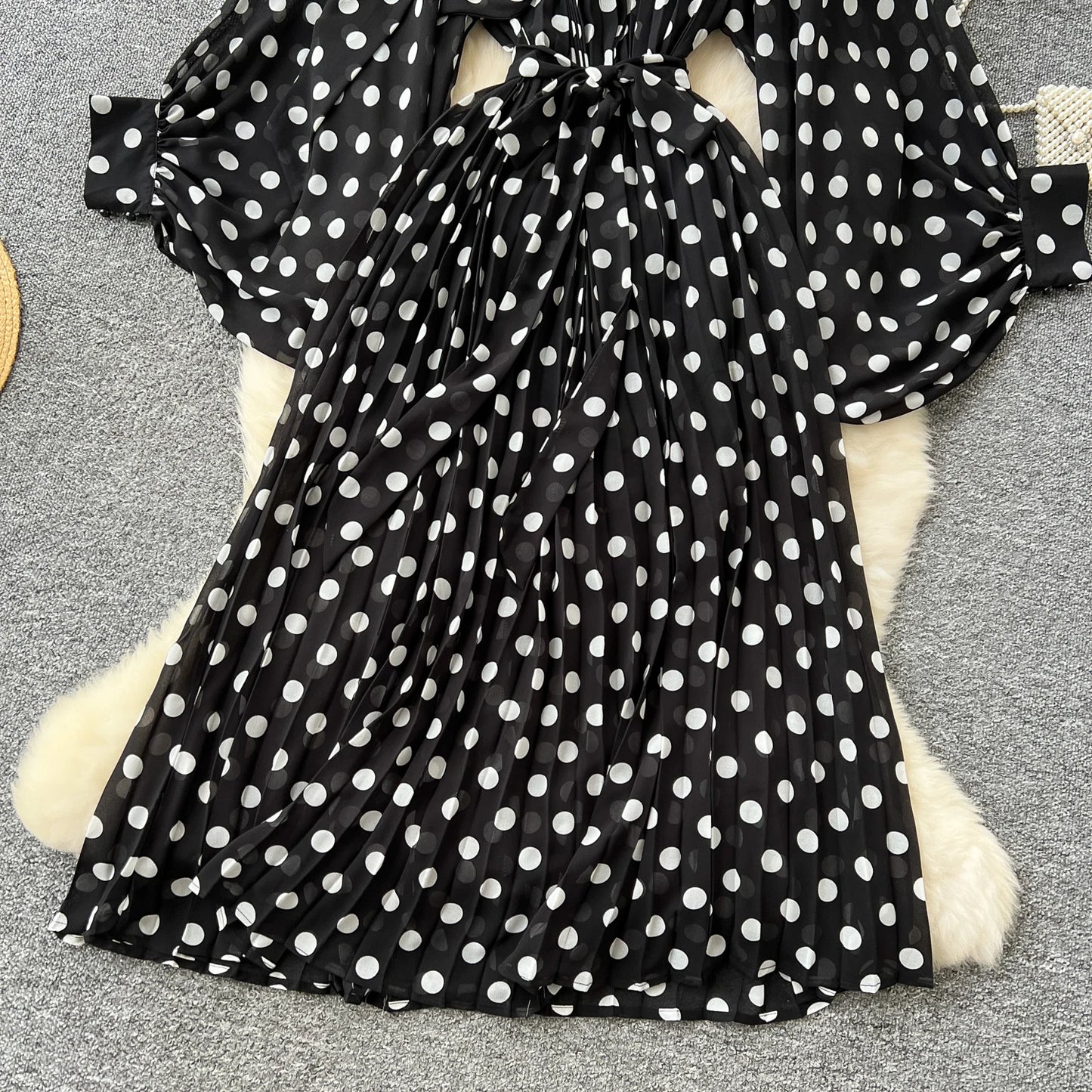 Women Elegant Long Flare Sleeves Vintage Bow neck Bow Loose Midi Dress