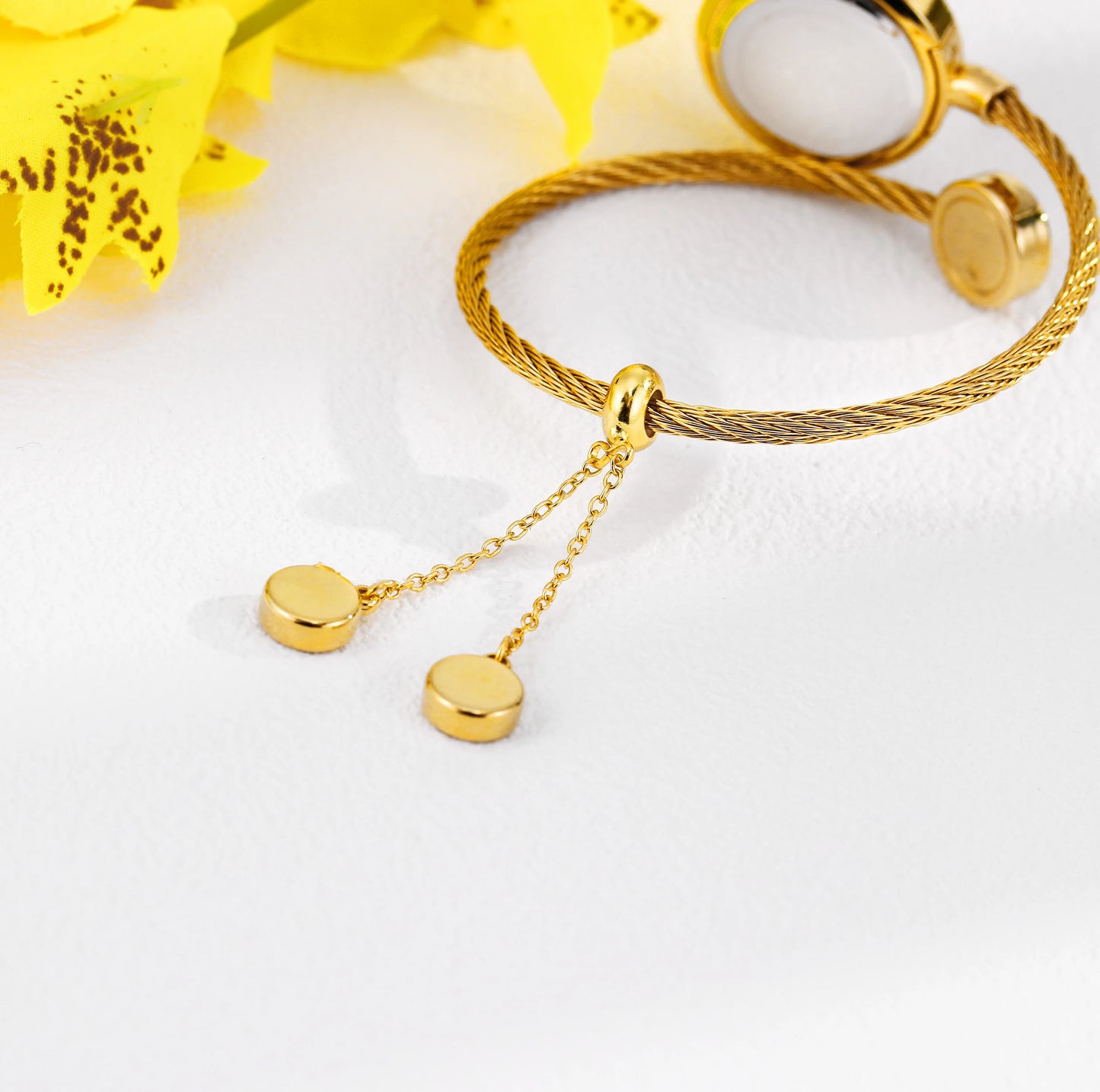 Mini Gold Watches For Women Causal Fashion Open Band Small Watch Power By Battery Ladies Wristwatches