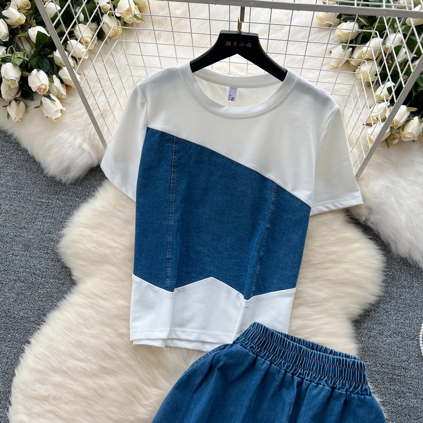 Women Denim pant sets Design Matching Color Short-sleeved T-shirt Tops + High-waisted Casual Pants