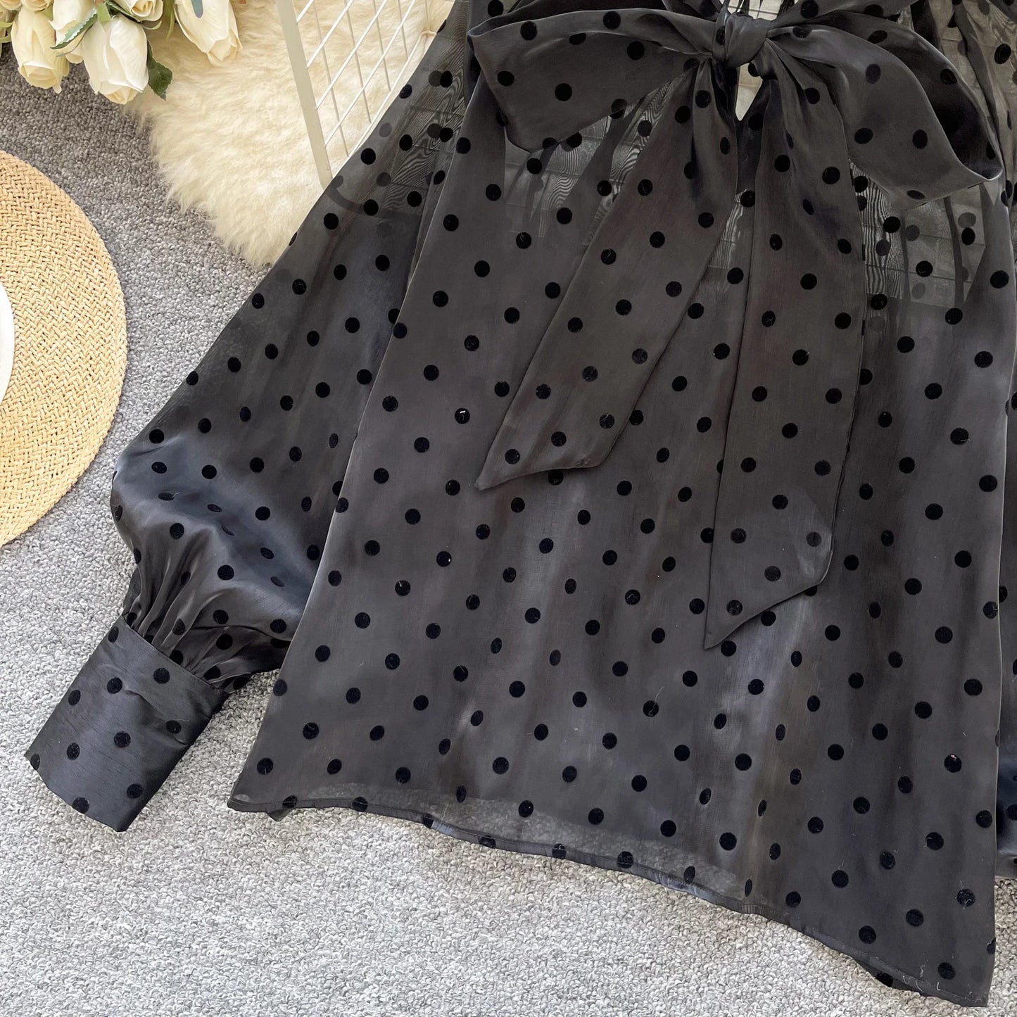 Vintage Polka Dot Tops Puff Sleeve Bow Lace Up Design Blouse