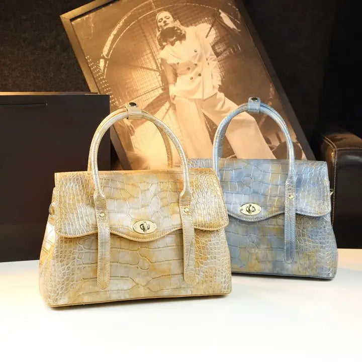 Luxury Designer Brand New High Quality Cowhide Large Capacity Crossbody Bag