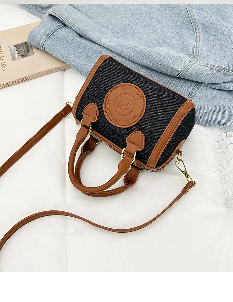Summer Women's Canvas Bag - Niche Pillow Design, Fashionable for Commuting, Versatile Handbag