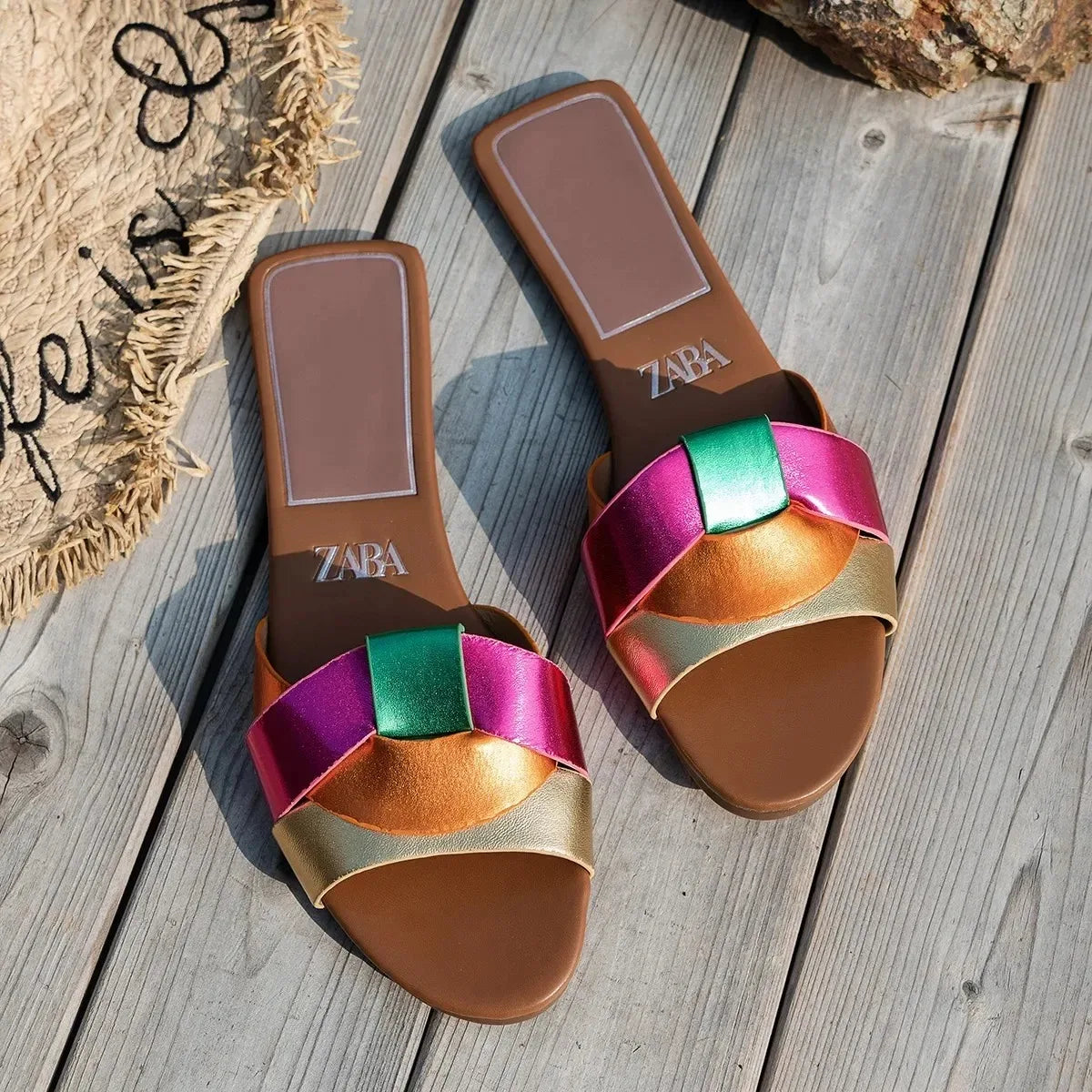 Flat Sandals Low Heel Comfortable Slippers Sexy Peep Toe Shoes Luxurious Outdoor Beach Sandals