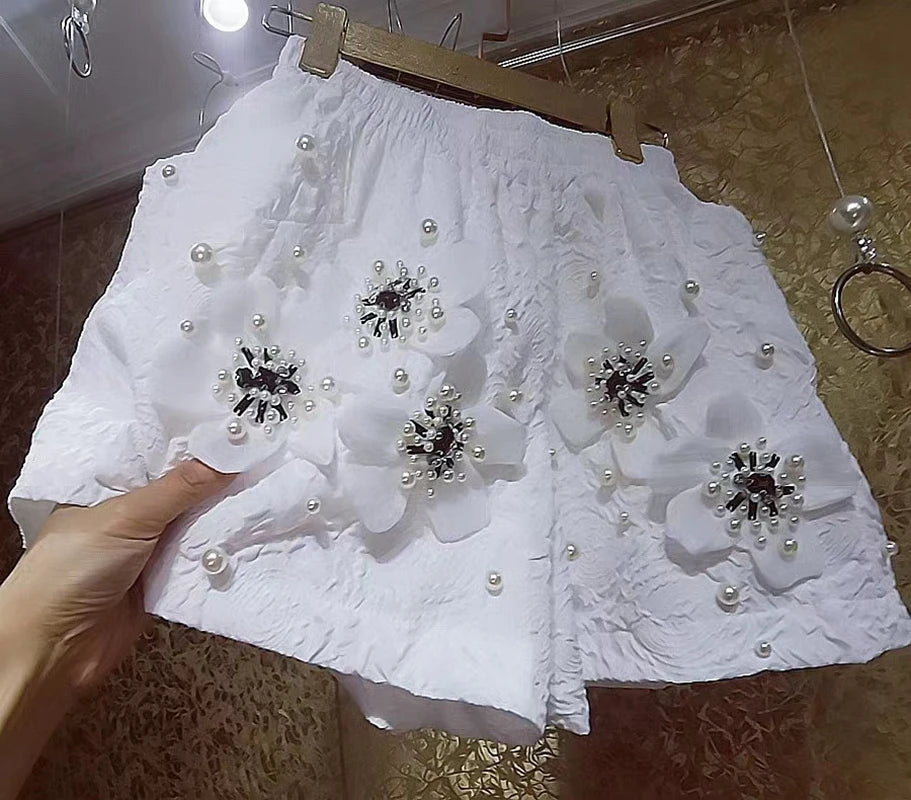 Luxury Style Pearls Beaded 3D Flower Wide Leg Shorts Women's Short Pants Elastic Waist