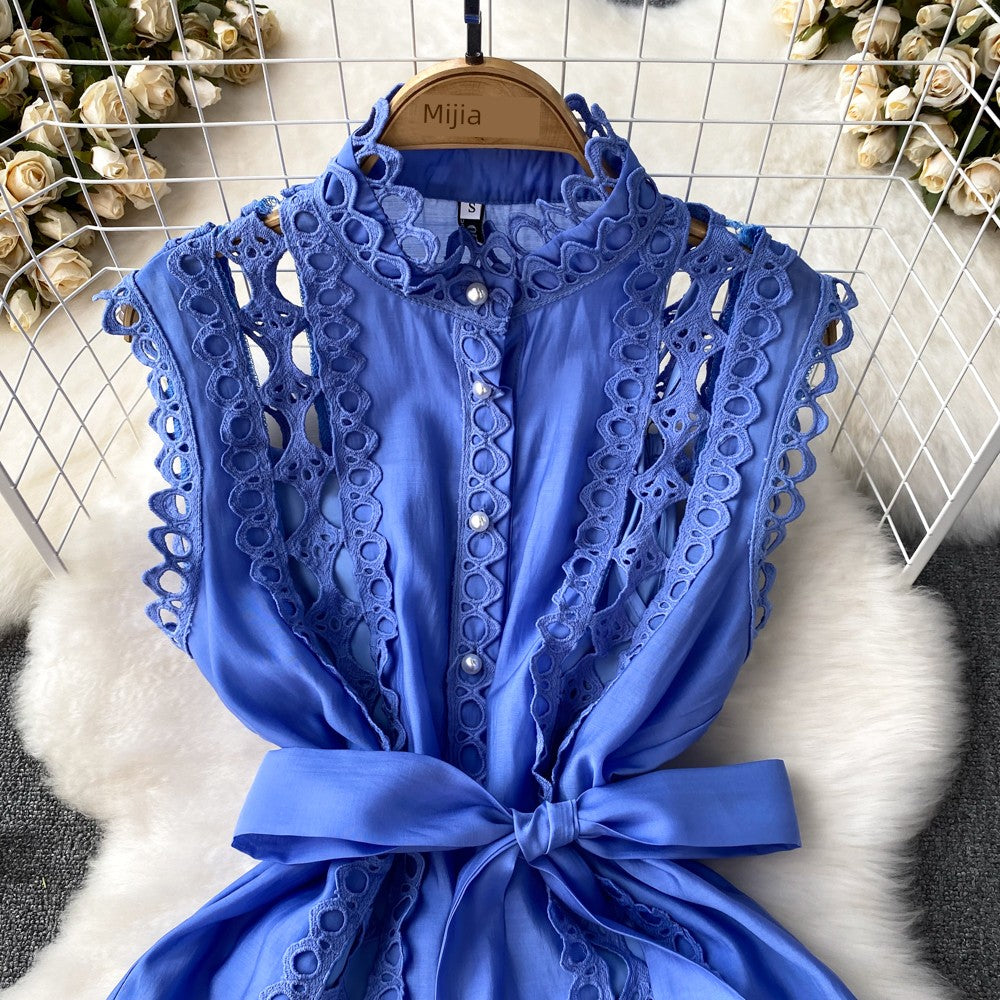 Summer 2024 French Style Vintage Court Style Elegant Stand-up Collar Cinched Slim Looking Sleeveless A- line Cut Out Embroider Dress
