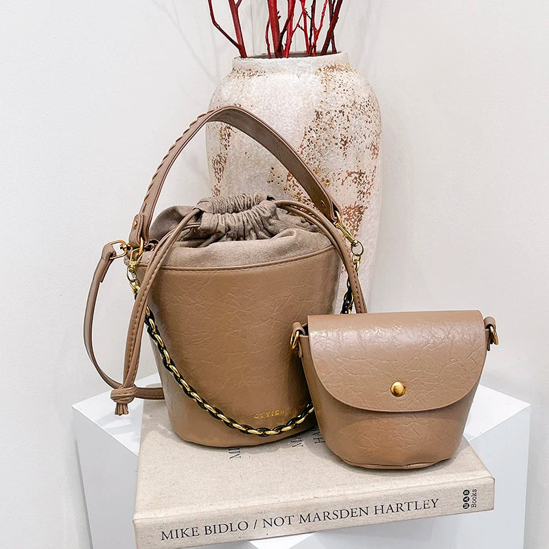 Retro Bucket Crossbody Bags For Women Oil-waxed Leather 2-IN-1 Chain Shoulder Bag