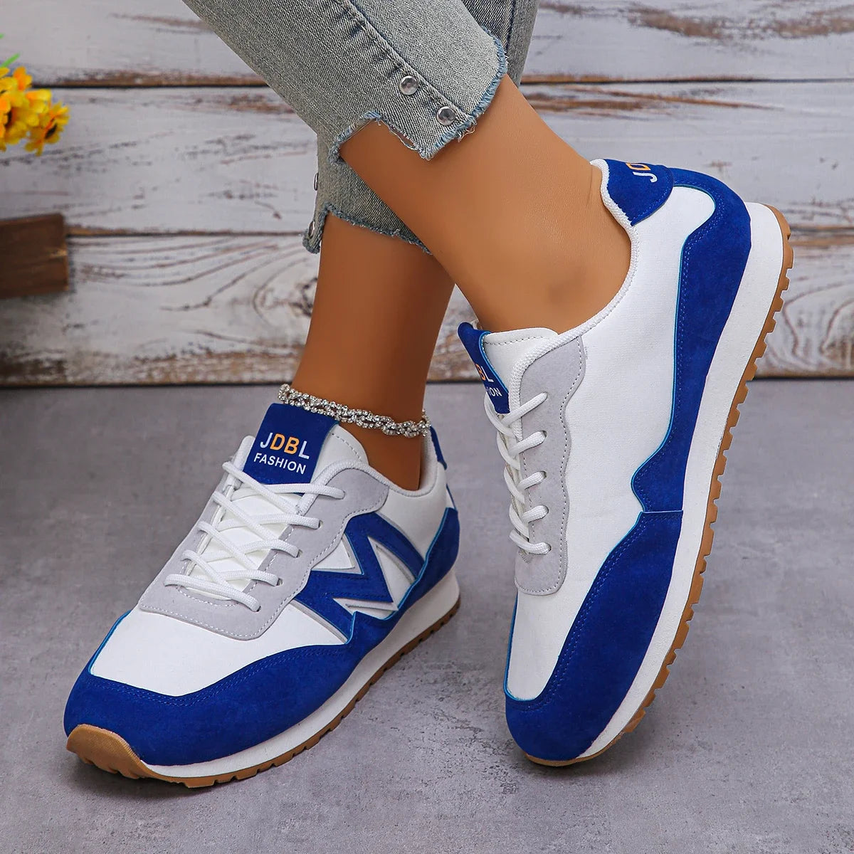 Women's Casual Lace-up Low Heel Sports Shoes Vulcanized Shoes Sneakers