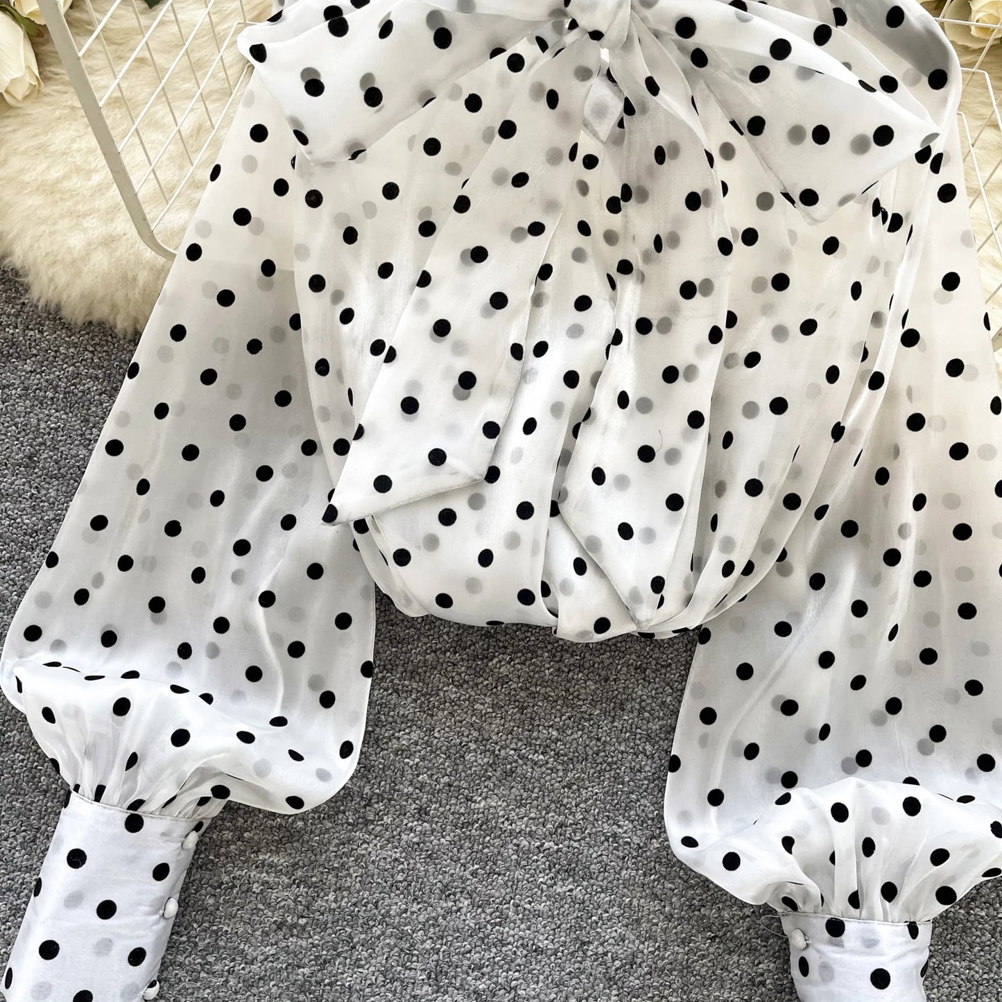 Vintage Polka Dot Tops Puff Sleeve Bow Lace Up Design Blouse