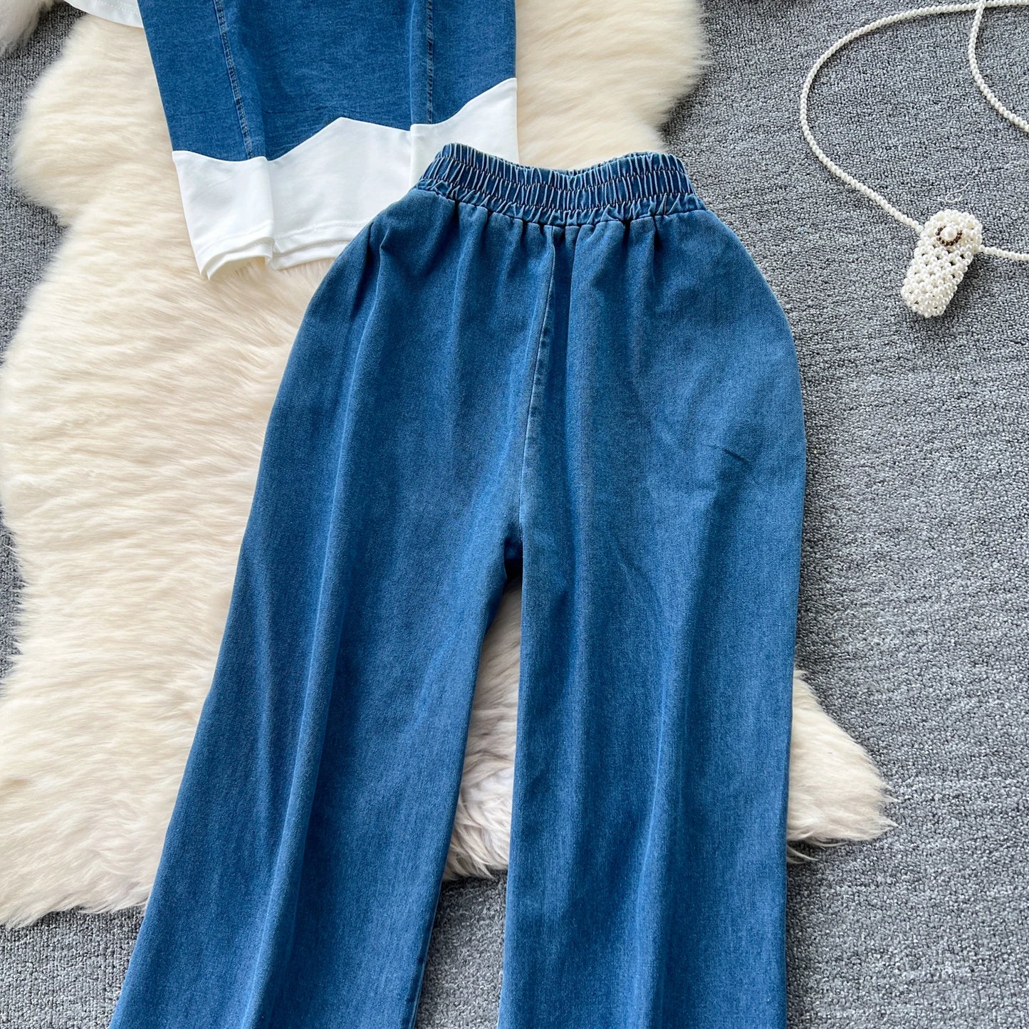 Women Denim pant sets Design Matching Color Short-sleeved T-shirt Tops + High-waisted Casual Pants