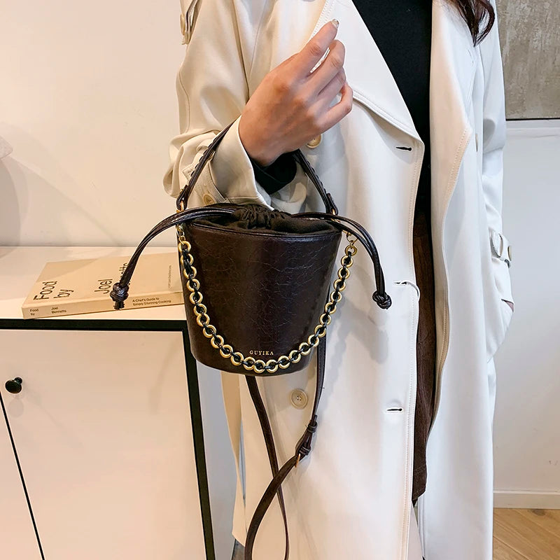 Retro Bucket Crossbody Bags For Women Oil-waxed Leather 2-IN-1 Chain Shoulder Bag