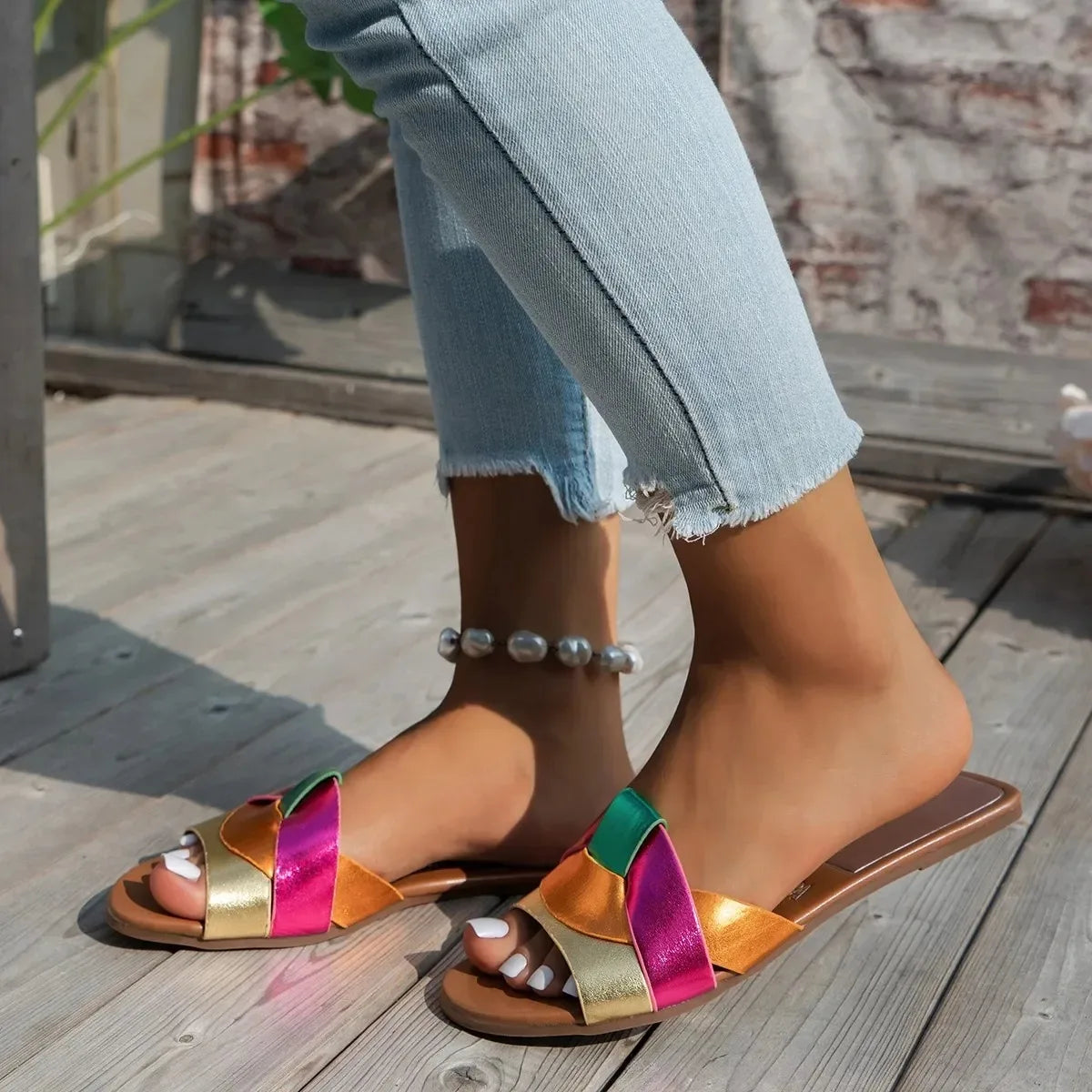 Flat Sandals Low Heel Comfortable Slippers Sexy Peep Toe Shoes Luxurious Outdoor Beach Sandals