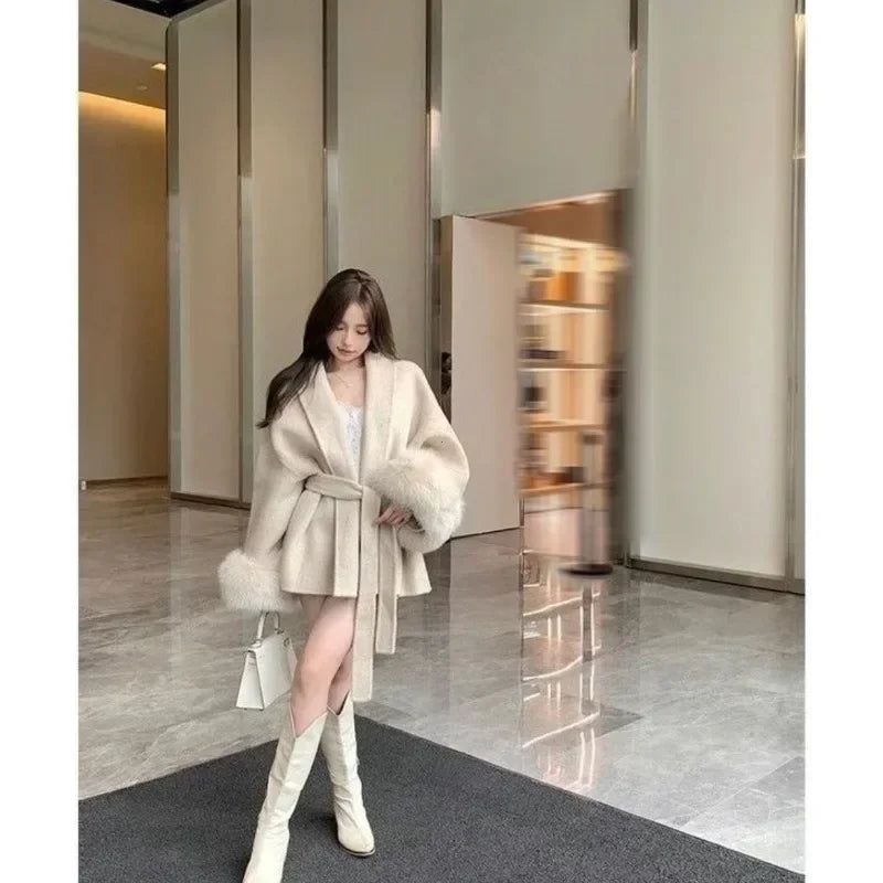Women Versatile Tweed Cape Coat Belted fox fur Blends Coat for Women