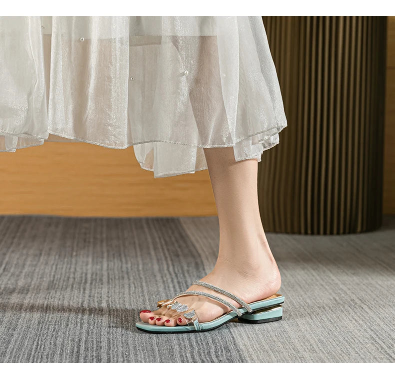 summer new women's flat slippers outdoor sandals casual flat shoes Stylish