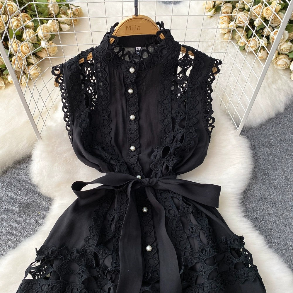 Summer 2024 French Style Vintage Court Style Elegant Stand-up Collar Cinched Slim Looking Sleeveless A- line Cut Out Embroider Dress