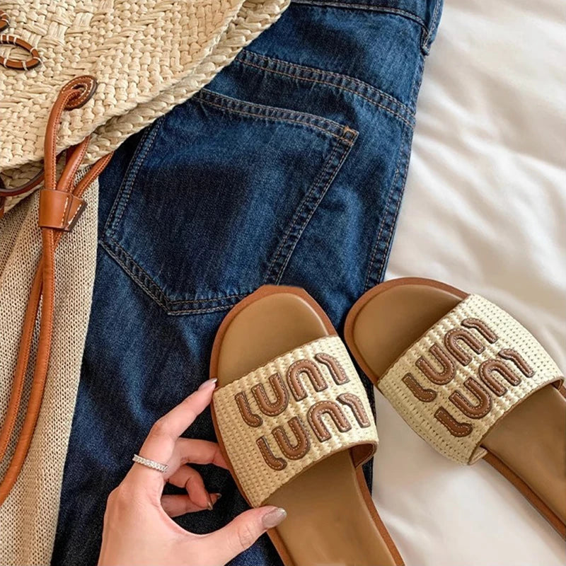 Women Slippers Summer New Beach Casual Wear Resistant Waterproof Women Vacation Slippers
