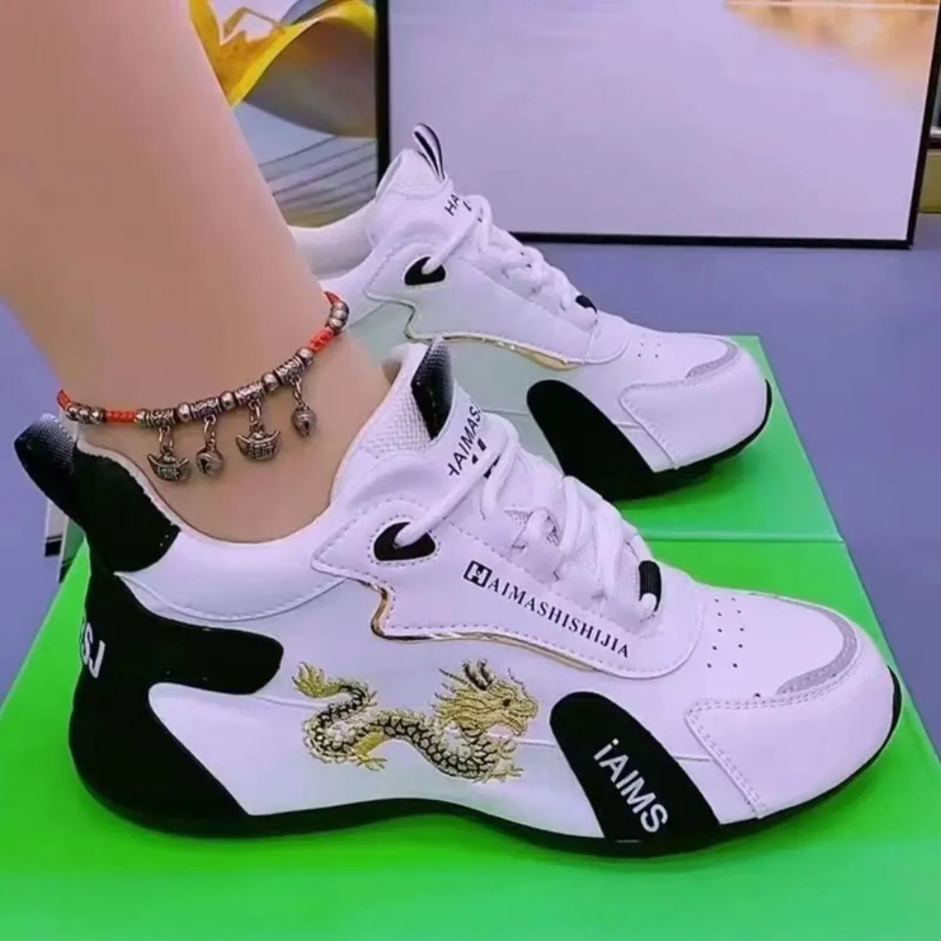 Women Designer Sneakers Leather Waterproof Casual Sports Shoes Women Lightweight Breathable Sneakers