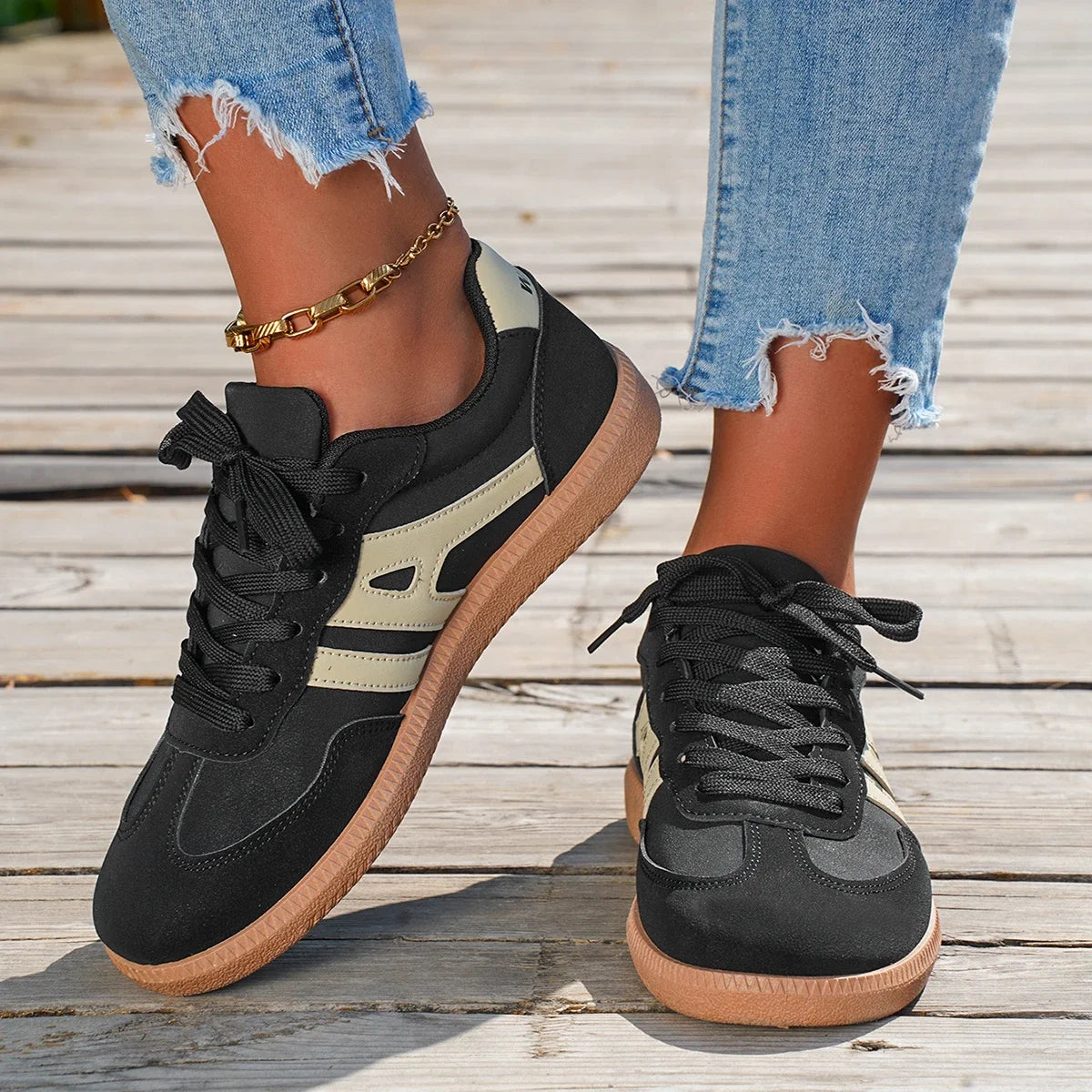 Ladies Black Sneakers Soft-soled Comfortable Shoes Women Leisure Joker Walking Shoes Tennis Shoes