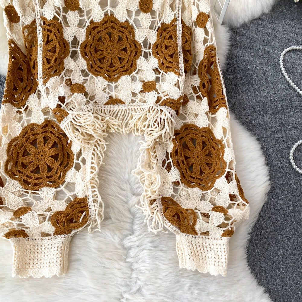 Sunscreen Hook Summer Knit Top Women Elegant O Neck Hollow Out Lantern Sleeve Ladies Vacation Tassel Beach Blouse