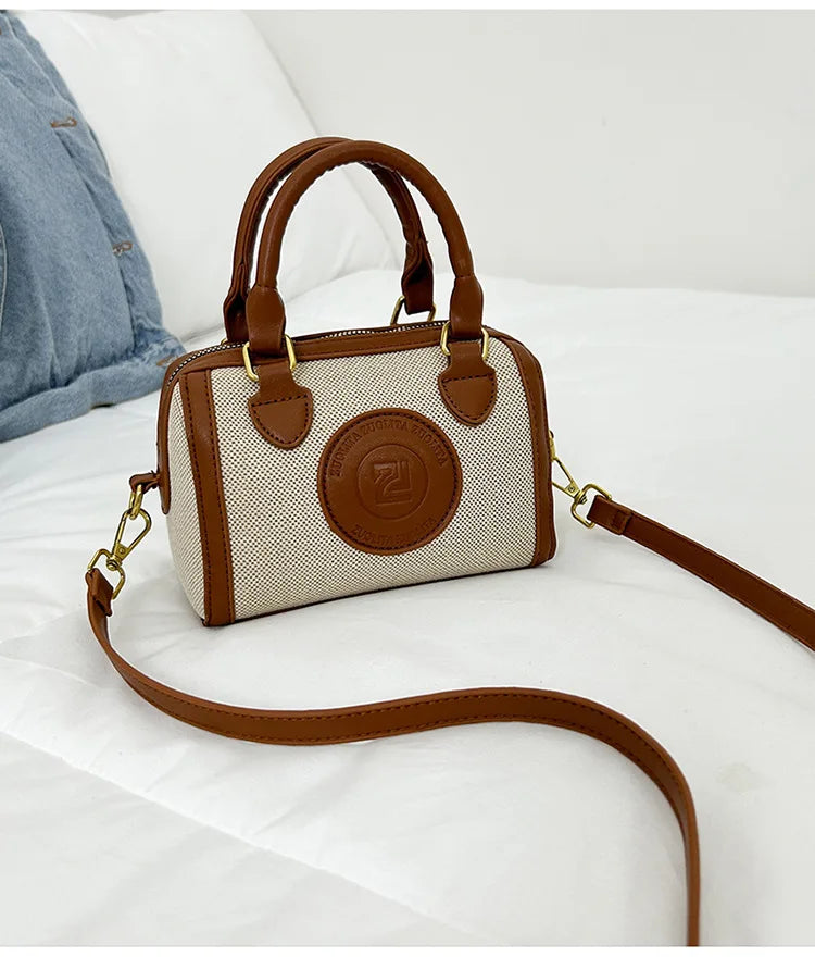 Summer Women's Canvas Bag - Niche Pillow Design, Fashionable for Commuting, Versatile Handbag