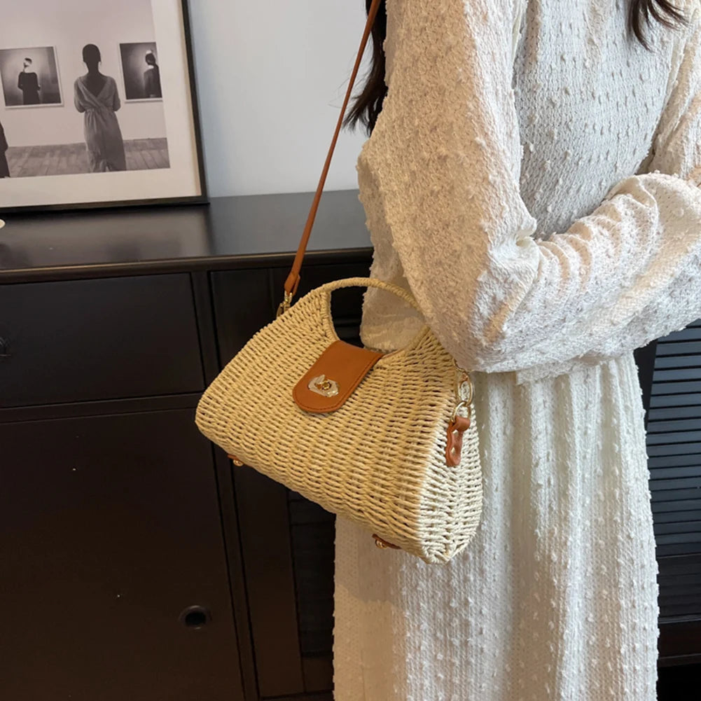 Women Crossbody Bags Handmade Summer Woven Shell Hand-Woven Bag