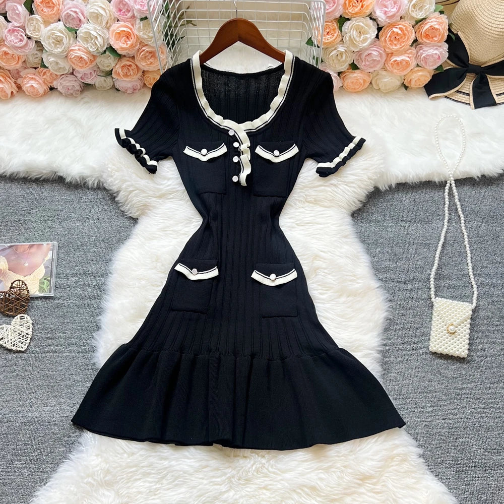 Chic Knitted Mini Dress Elegant Black Ruffled Party Dress