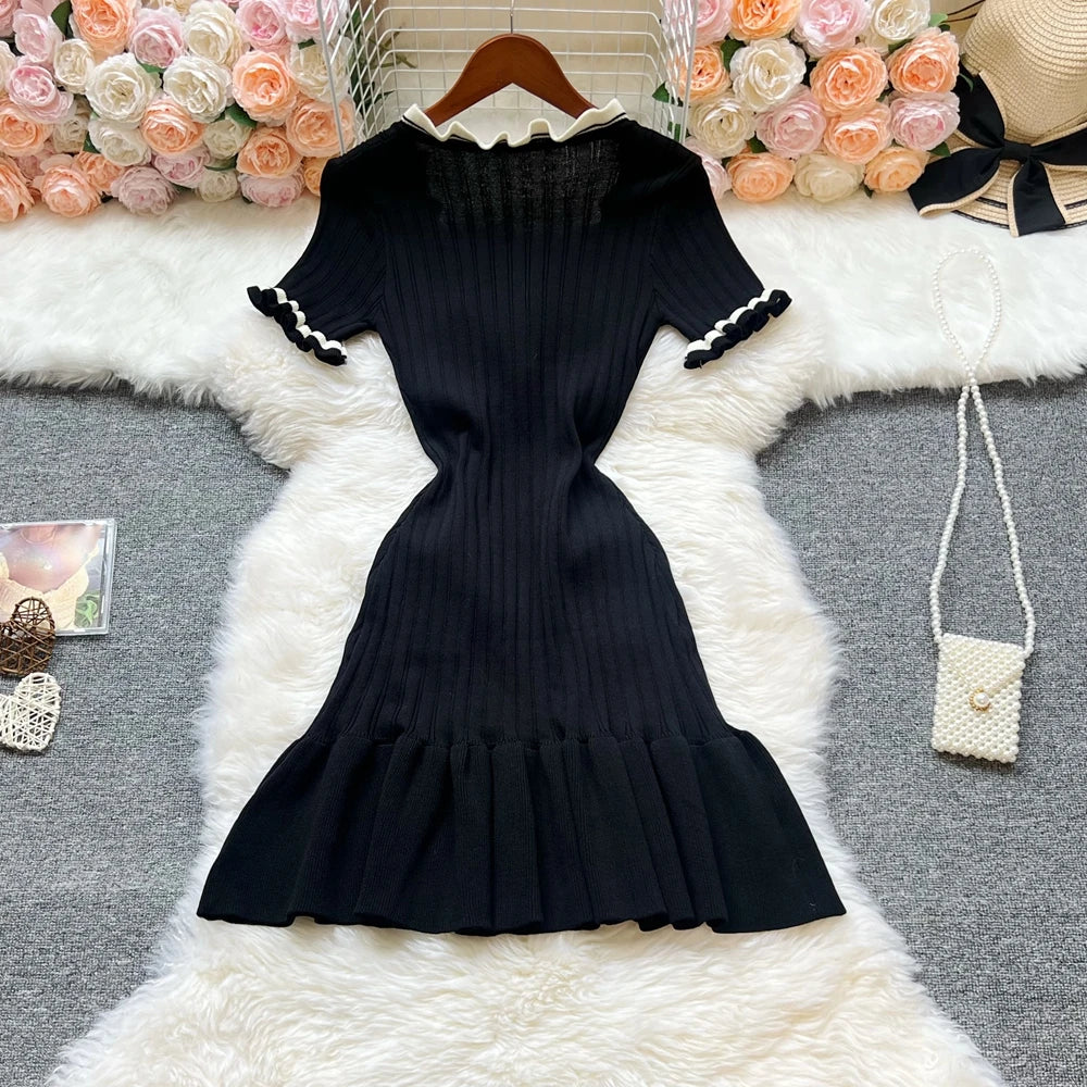Chic Knitted Mini Dress Elegant Black Ruffled Party Dress