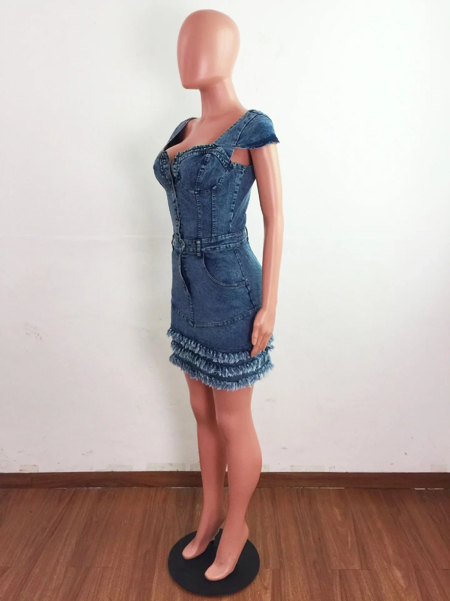 Women Sexy Short Sleeve Denim Dress Slim Fit Tassel Package Hip Pocket Button Denim Dresses Sheath Backless Tight High Waist