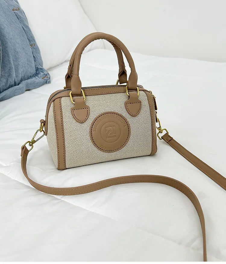 Summer Women's Canvas Bag - Niche Pillow Design, Fashionable for Commuting, Versatile Handbag