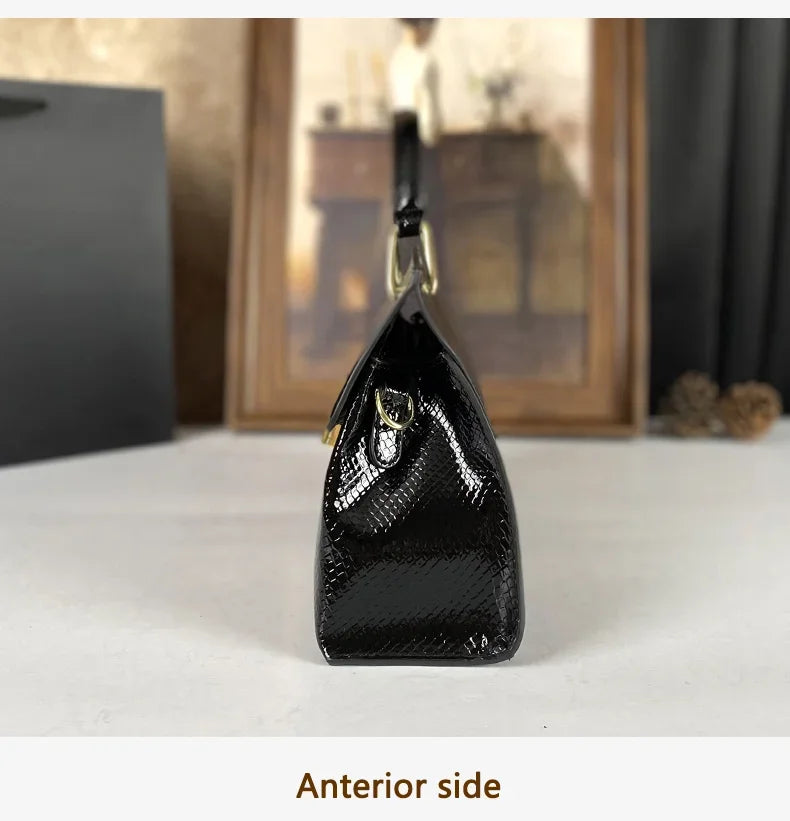 High End Women's Black Bag, Large Capacity Hand-Held Crossbody Bag