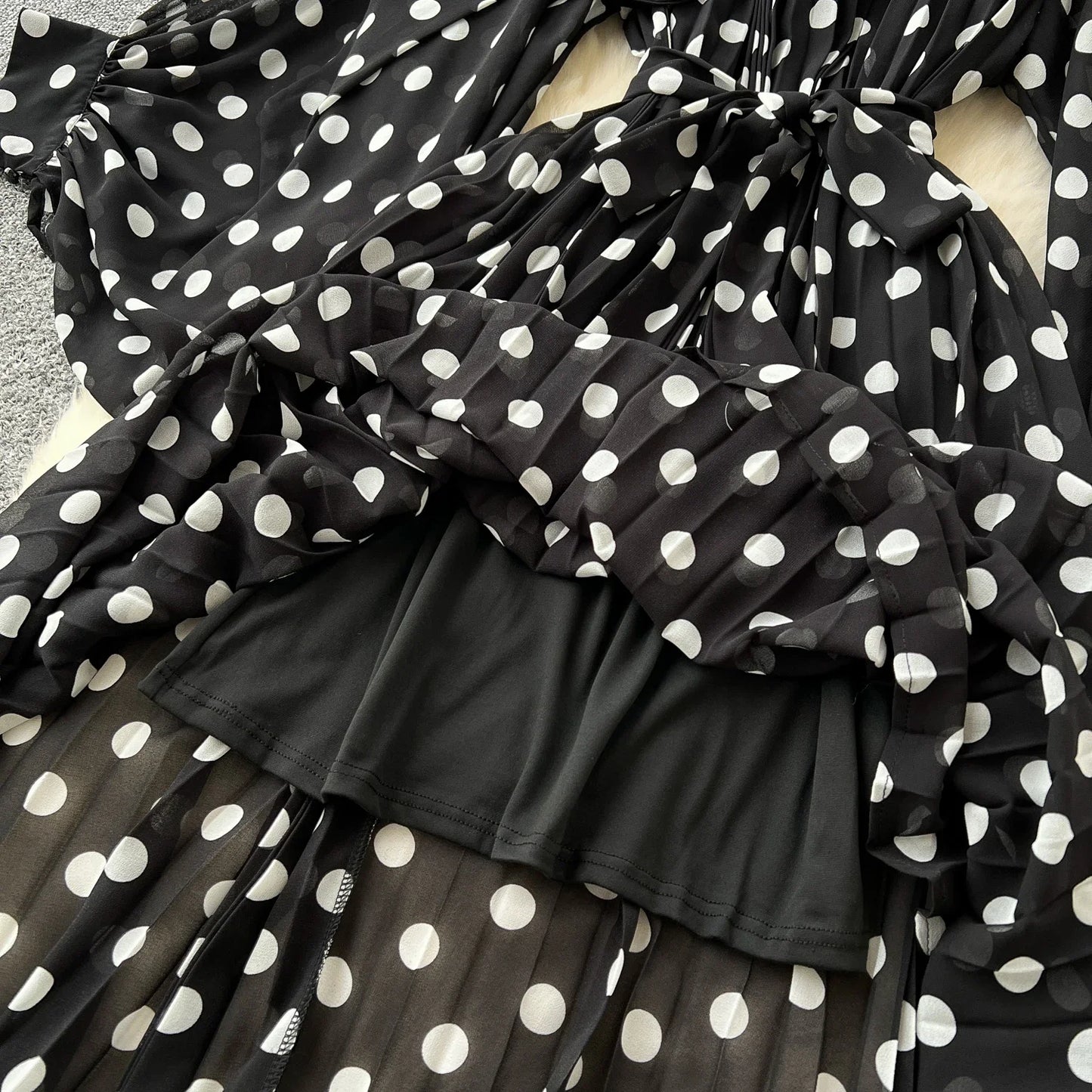Women Elegant Long Flare Sleeves Vintage Bow neck Bow Loose Midi Dress