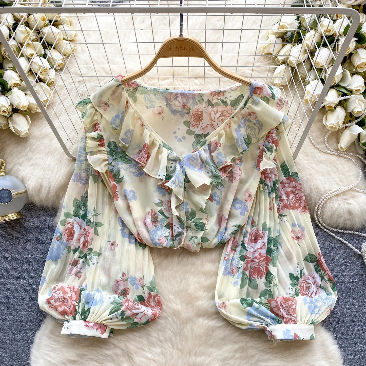 Floral Print Loose Shirt Women Lantern Sleeve V Neck Thin Causal Ruffle Blouse