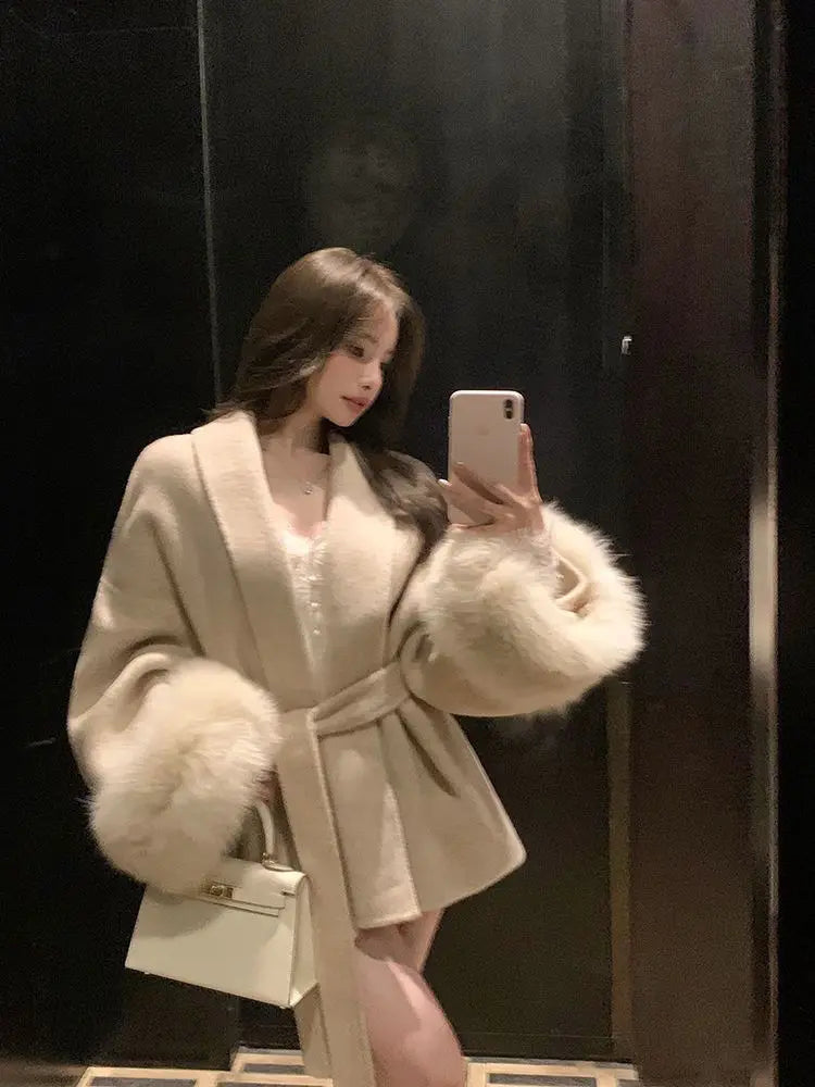 Women Versatile Tweed Cape Coat Belted fox fur Blends Coat for Women