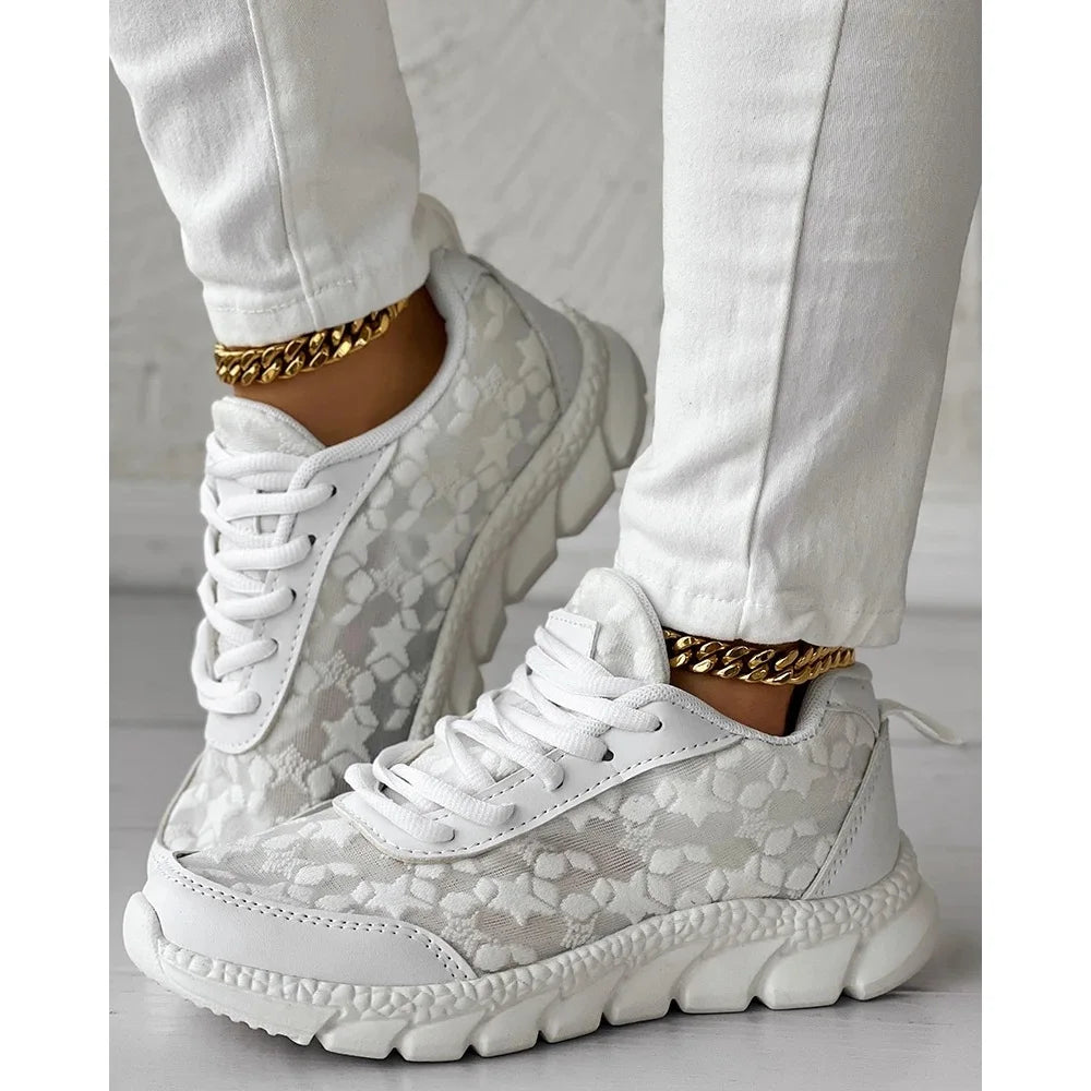 Women Star Pattern Lace-up Breathable Sneakers Daily Casual Round Toe White Sports Shoes Running Shoes