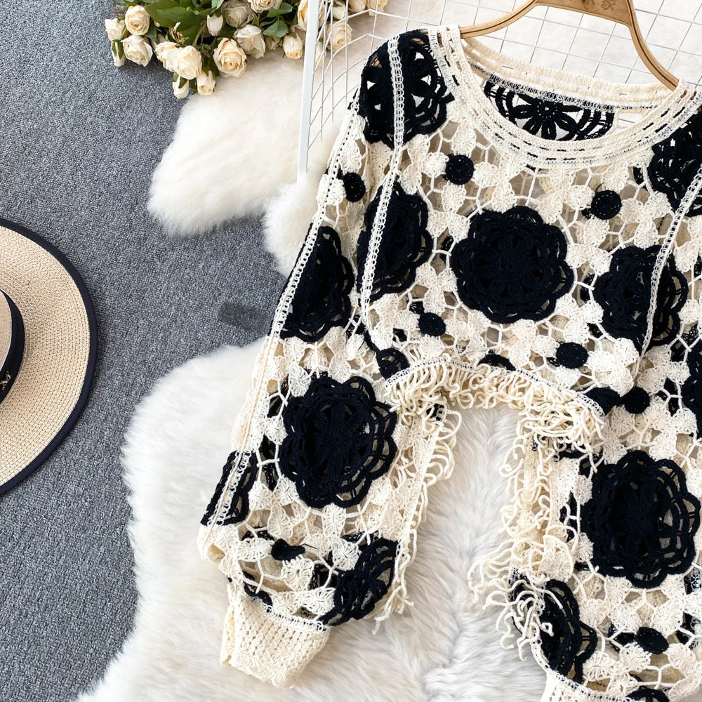 Sunscreen Hook Summer Knit Top Women Elegant O Neck Hollow Out Lantern Sleeve Ladies Vacation Tassel Beach Blouse
