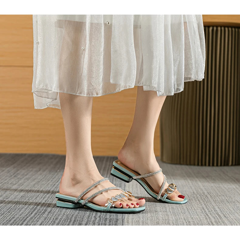summer new women's flat slippers outdoor sandals casual flat shoes Stylish