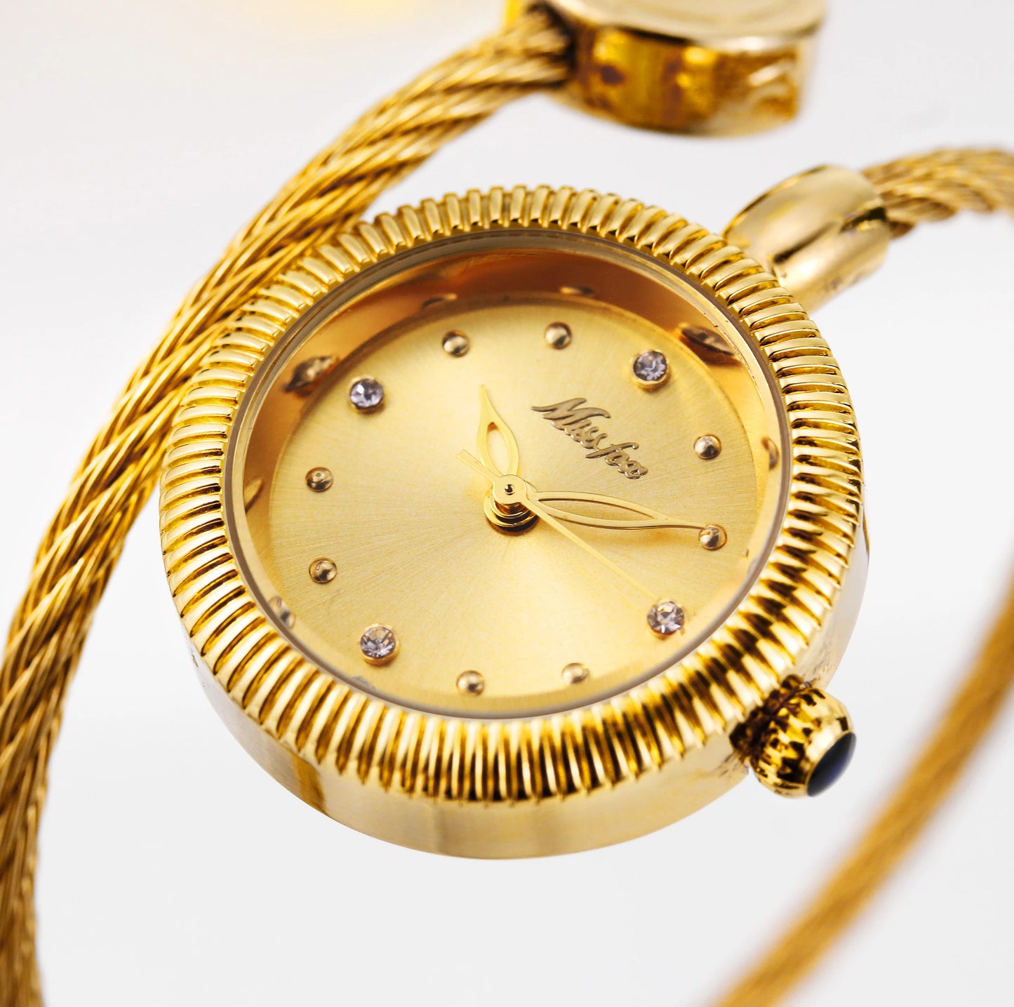 Mini Gold Watches For Women Causal Fashion Open Band Small Watch Power By Battery Ladies Wristwatches