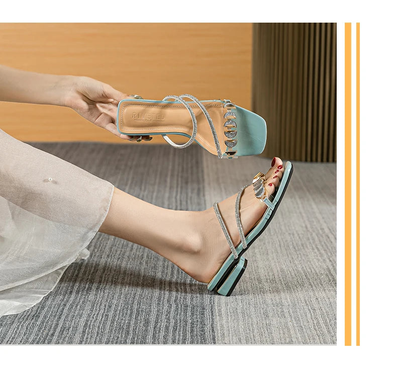 summer new women's flat slippers outdoor sandals casual flat shoes Stylish