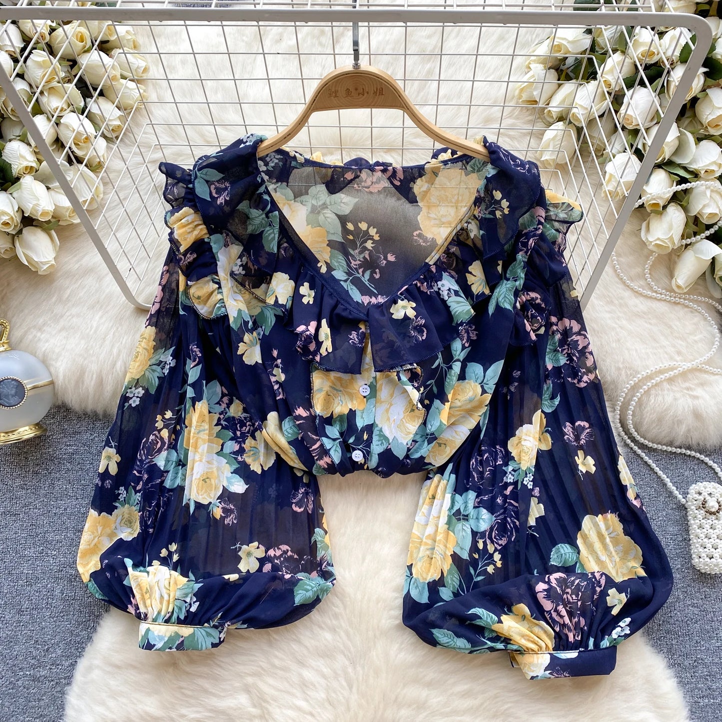 Floral Print Loose Shirt Women Lantern Sleeve V Neck Thin Causal Ruffle Blouse