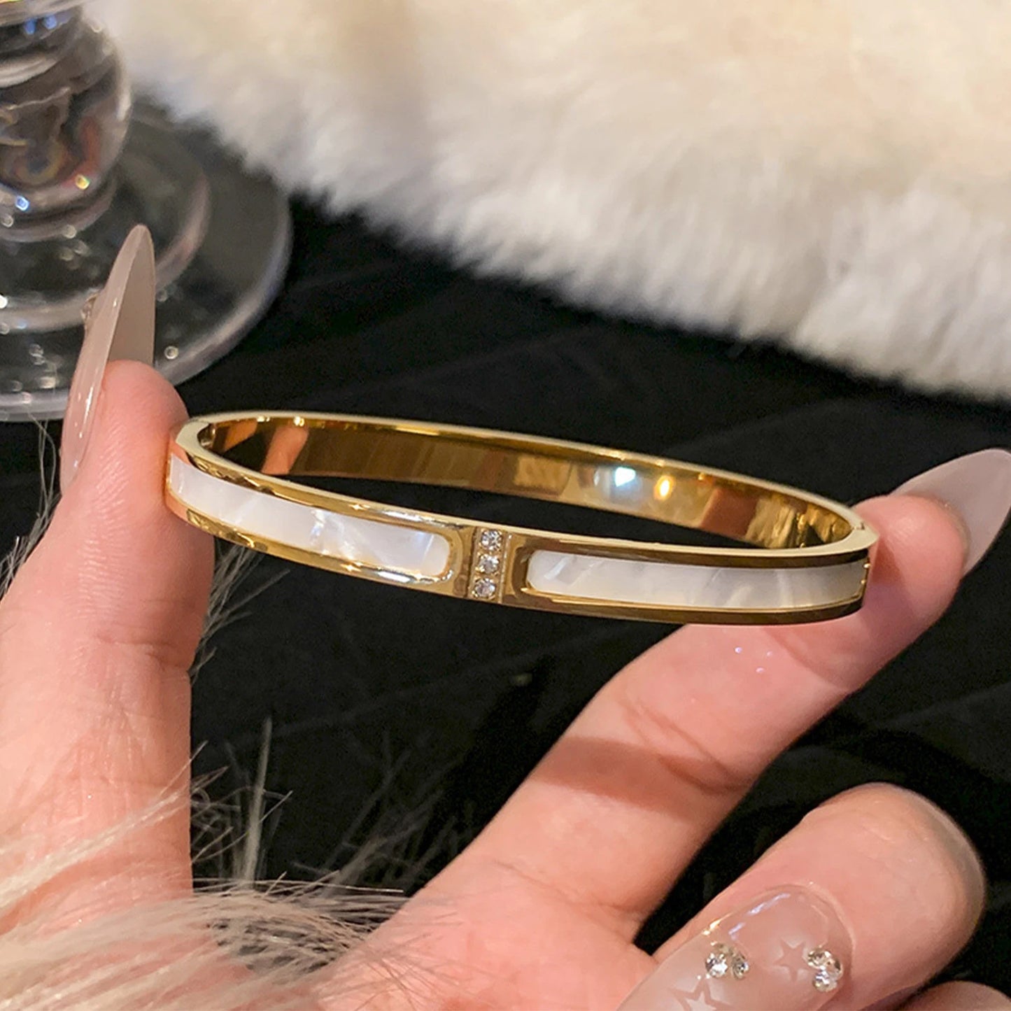 Titanium Steel Gold Bracelet, Fashionable Classic Style, Stainless Steel Bracelet -1pc