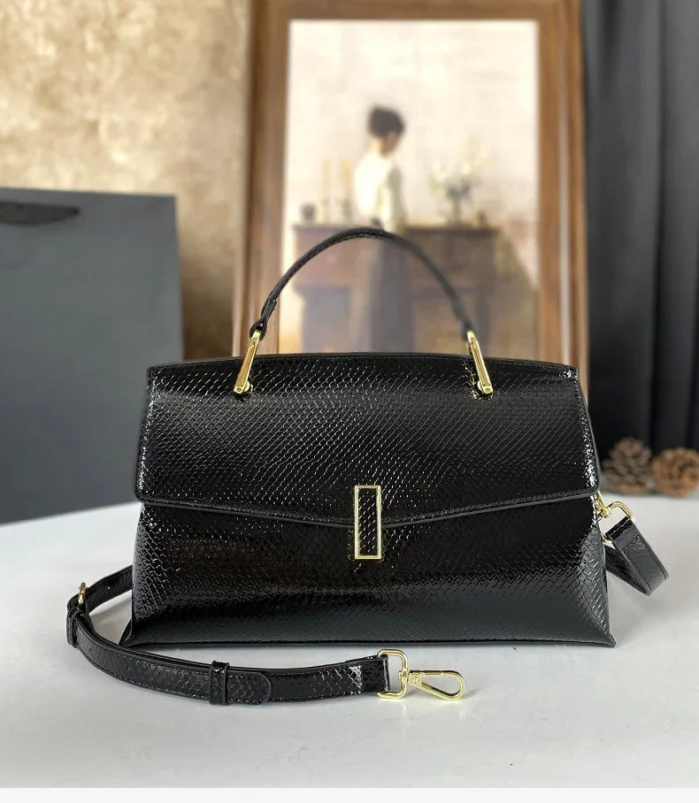 High End Women's Black Bag, Large Capacity Hand-Held Crossbody Bag