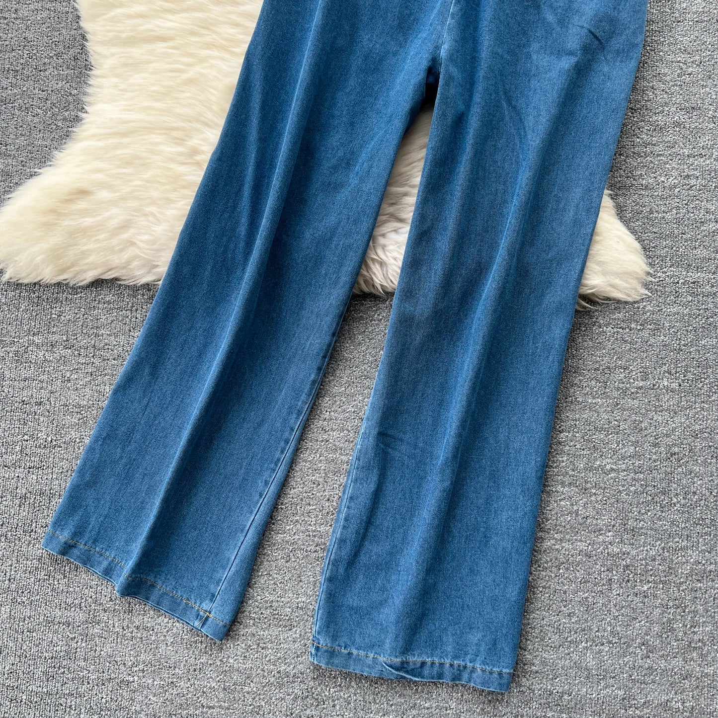 Women Denim pant sets Design Matching Color Short-sleeved T-shirt Tops + High-waisted Casual Pants