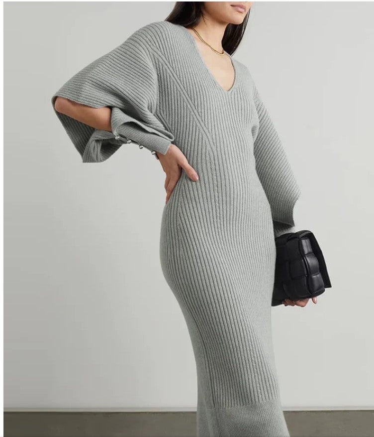 Sweater dresses; Knitted dresses