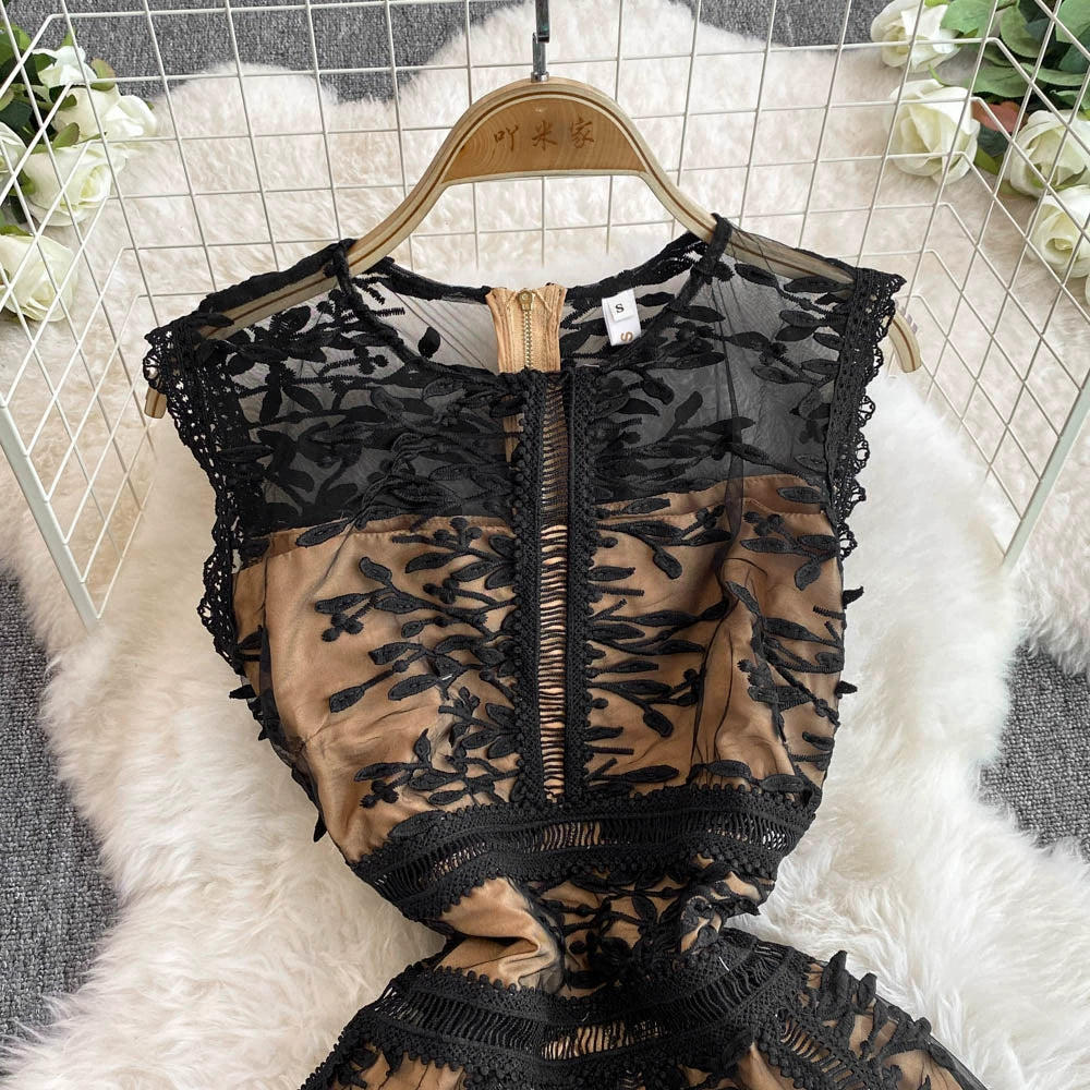 Solid Mesh Embroidery Dress Women's Sleeveless Round Neck Hollow Out Tulles Vestido