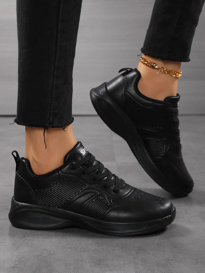 Casual Non-Slip PU Soft Light Breathable Sneakers Flats Platform White Black Women Sneakers Ladies Trainers