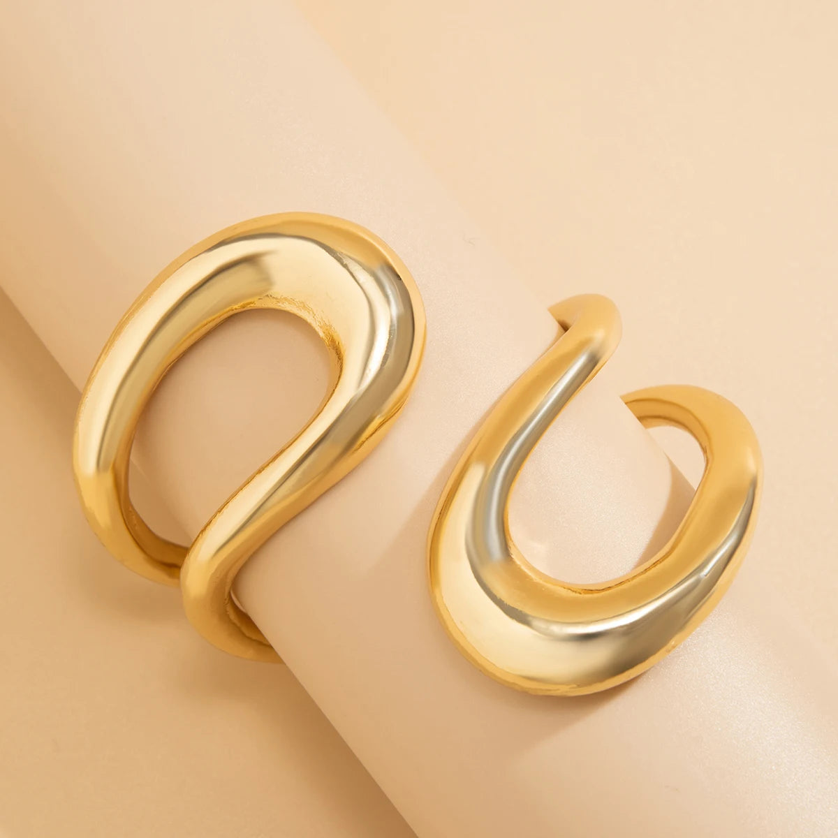 Chunky Heavy Metal Spring Cuff Bracelet for Women
