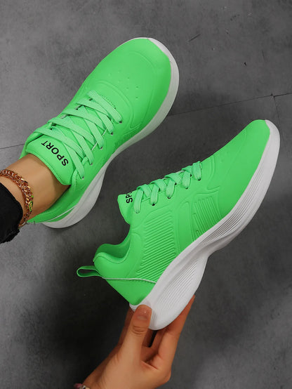 Casual Non-Slip PU Soft Light Breathable Sneakers Flats Platform White Black Women Sneakers Ladies Trainers